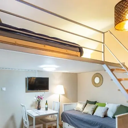 Апартаменты Cozy Little By The Danube