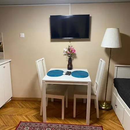 Cozy Little By The Danube Будапешт