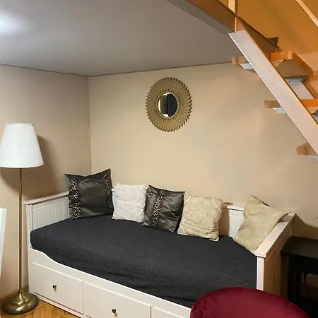 Апартаменты Cozy Little By The Danube Будапешт